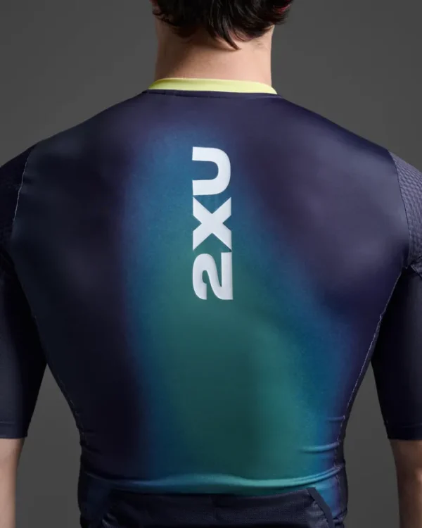 New 2XU Aero Hex Tri Sleeved Top