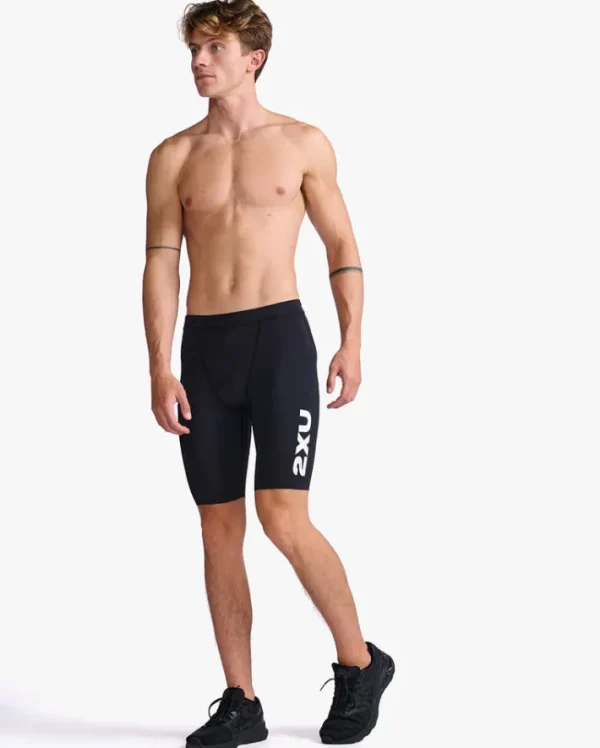 New 2XU Aero 9" Tri Shorts Black/White