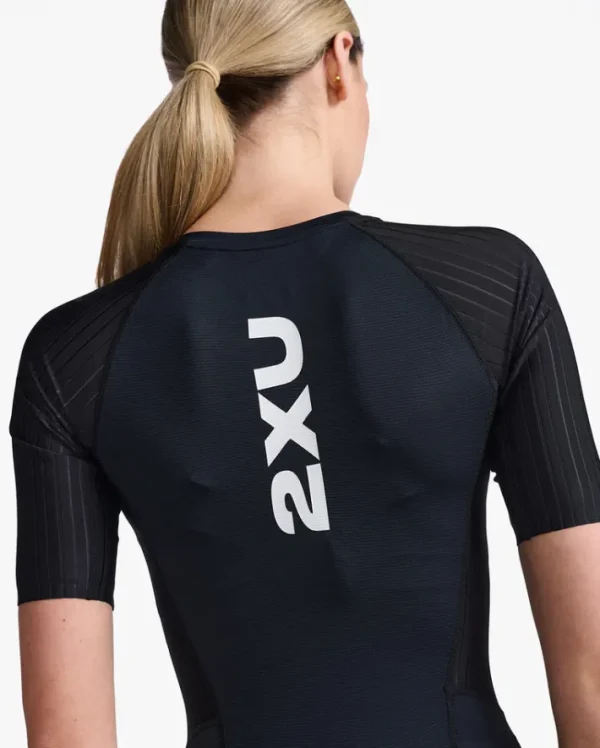 Hot 2XU Aero Sleeved Trisuit Black/White