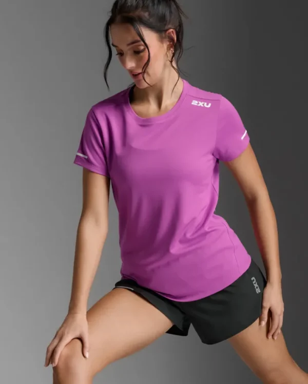 Sale 2XU Aero Tee Hyper Violet/White Reflective