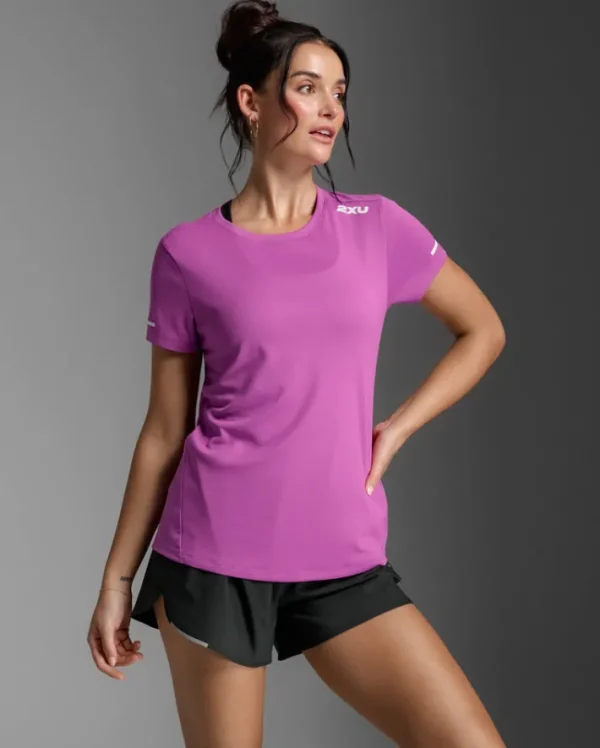 Sale 2XU Aero Tee Hyper Violet/White Reflective