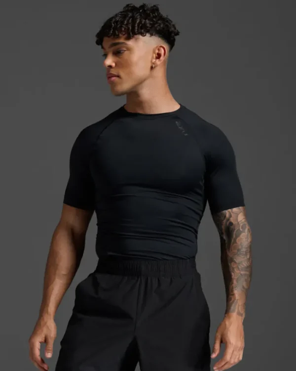 Clearance 2XU Core Compression Short Sleeve Black/No Logo