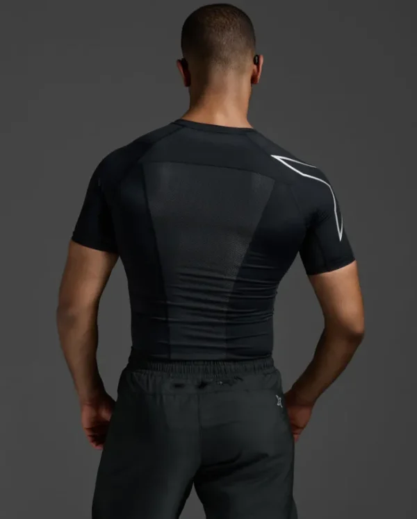 Outlet 2XU Core Compression Short Sleeve Black/Silver