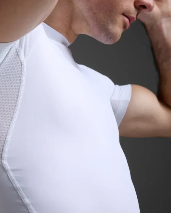 Outlet 2XU Core Compression Short Sleeve White/No Logo