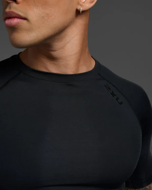 Clearance 2XU Core Compression Short Sleeve Black/No Logo