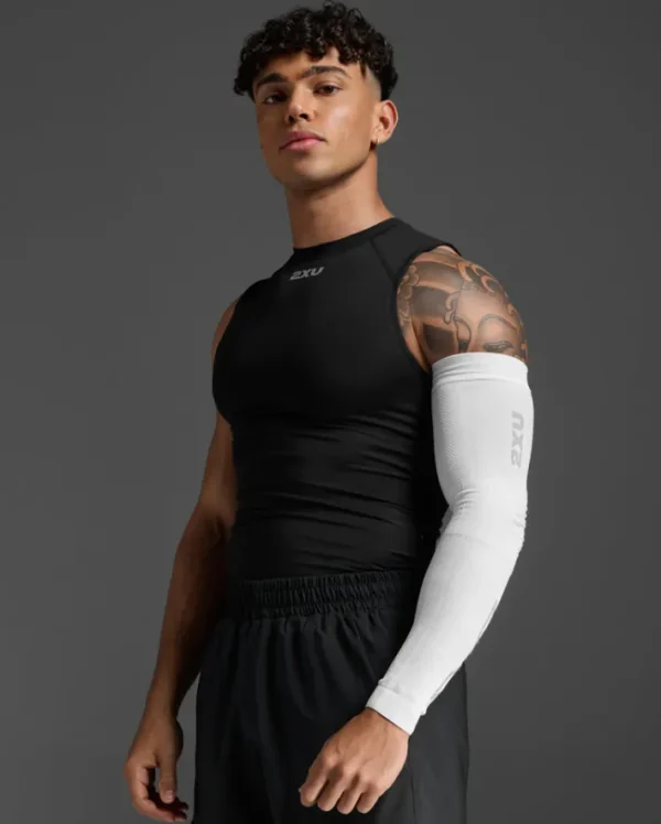 Outlet 2XU Flex Compression Arm Sleeve (Single) White/Grey