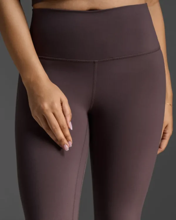 Hot 2XU Fluid Tight Raisin/Raisin