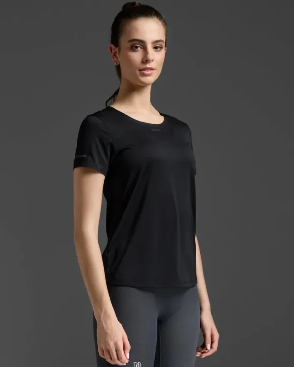 Clearance 2XU Light Speed Tech Tee Black/Black Reflective