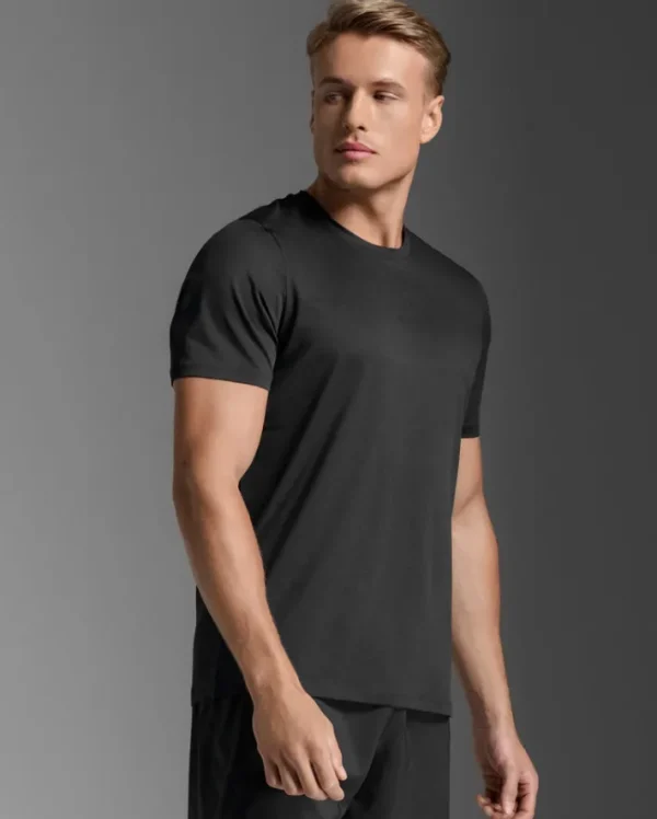 Hot 2XU Motion Tee