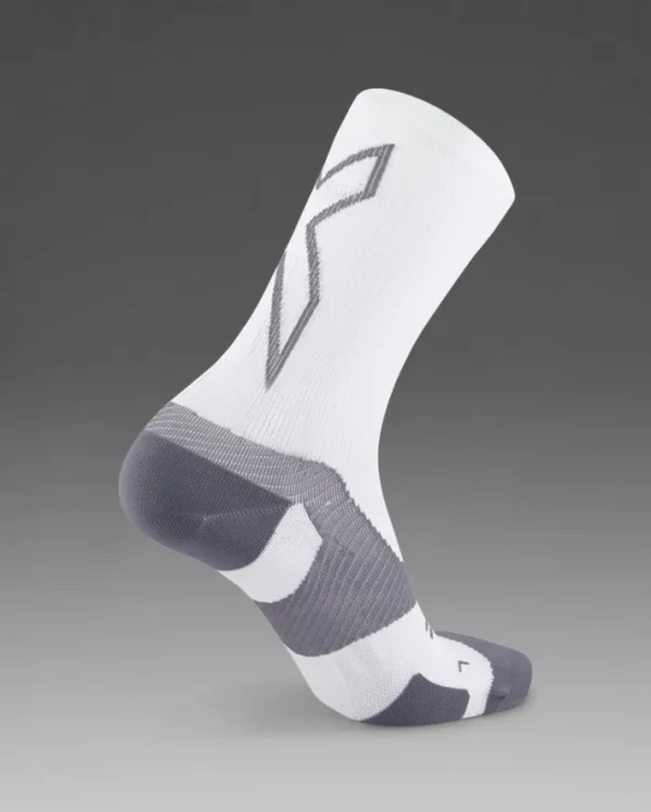 Fashion 2XU Vectr Light Cushion Crew Socks White/Grey