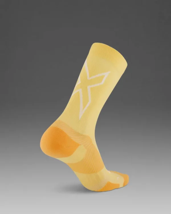 New 2XU Vectr Light Cushion Crew Socks Pixel Lemon/White