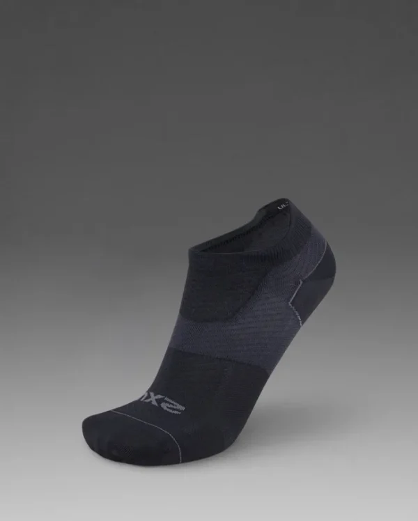 New 2XU Vectr Ultralight No Show Compression Socks